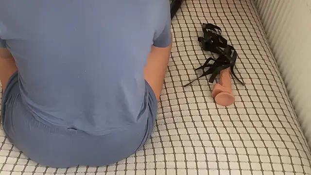 Snapshot of Ceyceys chatting on 10/03/25, 08:44 Ceyceys online show from 10/03/25, 08:44