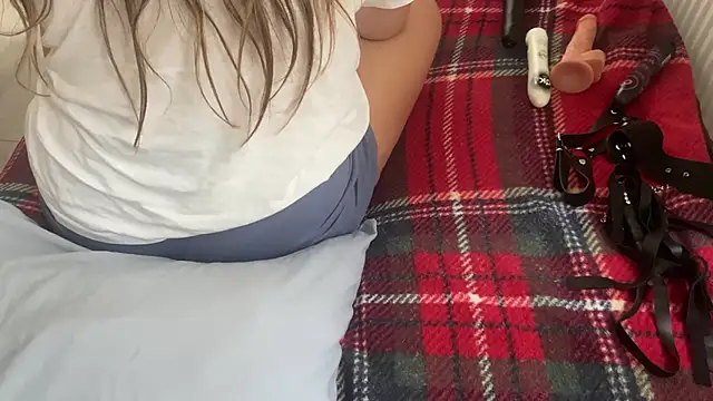 Snapshot of Ceyceys chatting on 10/20/25, 11:10 Ceyceys online show from 10/20/25, 11:10