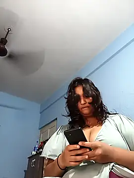 HottyOlly online show from 10/06/25, 12:46