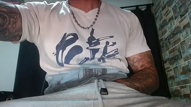 babyrecord1 online show from 12/02/25, 11:45