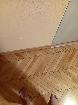 Snapshot of qnaki chatting on 11/10/25, 01:37 qnaki online show from 11/10/25, 01:37