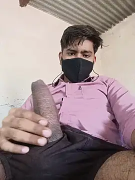 Snapshot of Pussy_lover_33 chatting on 03/21/26, 03:55 Pussy lover 33 online show from 03/21/26, 03:55