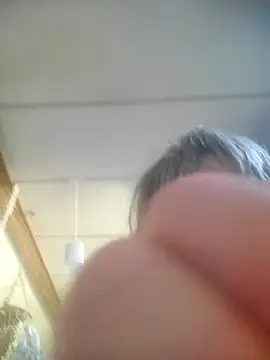 Snapshot of WillCum4Unow chatting on 10/13/25, 08:09 WillCum4Unow online show from 10/13/25, 08:09