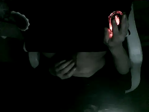 Snapshot of vadszex31 chatting on 03/12/26, 04:13 vadszex31 online show from 03/12/26, 04:13