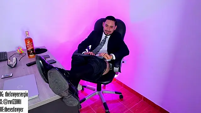 Snapshot of thesexlawyer1 chatting on 12/30/24, 10:45 thesexlawyer1 online show from 12/30/24, 10:45