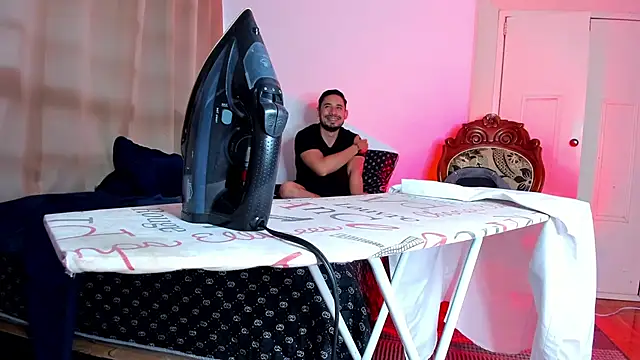 Snapshot of thesexlawyer1 chatting on 01/30/25, 06:32 thesexlawyer1 online show from 01/30/25, 06:32