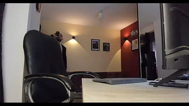 Snapshot of thesexlawyer1 chatting on 12/03/25, 08:18 thesexlawyer1 online show from 12/03/25, 08:18