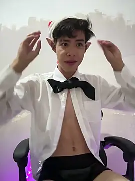 Snapshot of Jacotnk chatting on 12/19/24, 05:40 Jacotnk online show from 12/19/24, 05:40