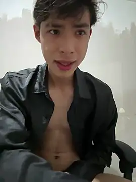 Snapshot of Jacotnk chatting on 12/23/24, 05:17 Jacotnk online show from 12/23/24, 05:17