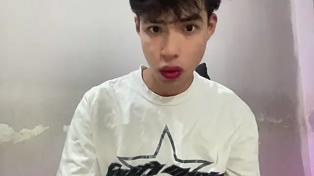 Snapshot of Jacotnk chatting on 12/24/24, 04:33 Jacotnk online show from 12/24/24, 04:33