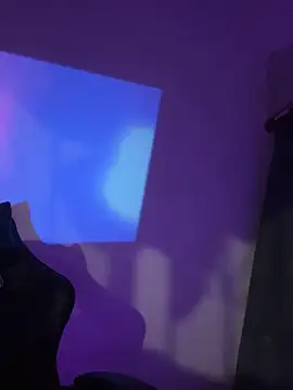 Snapshot of Jacotnk chatting on 12/27/24, 05:09 Jacotnk online show from 12/27/24, 05:09