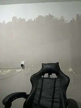 Snapshot of Jacotnk chatting on 01/05/25, 04:47 Jacotnk online show from 01/05/25, 04:47