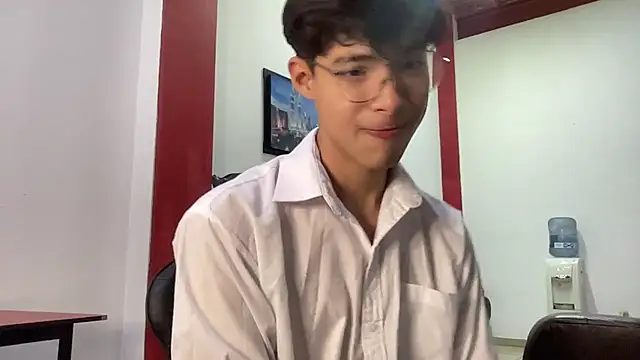 Snapshot of Jacotnk chatting on 01/16/25, 05:21 Jacotnk online show from 01/16/25, 05:21