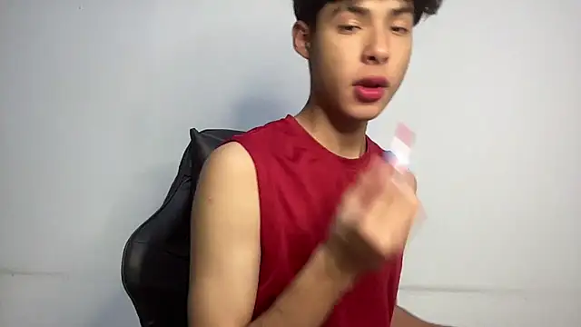 Snapshot of Jacotnk chatting on 01/22/25, 05:37 Jacotnk online show from 01/22/25, 05:37