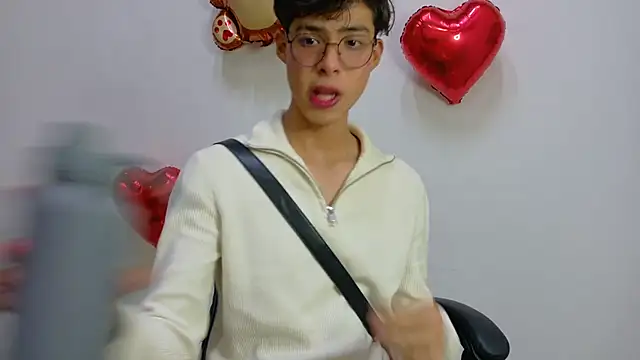 Snapshot of Jacotnk chatting on 02/05/25, 05:20 Jacotnk online show from 02/05/25, 05:20