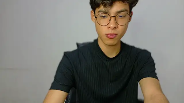 Snapshot of Jacotnk chatting on 03/18/25, 06:14 Jacotnk online show from 03/18/25, 06:14