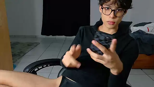 Snapshot of Jacotnk chatting on 09/09/25, 04:01 Jacotnk online show from 09/09/25, 04:01