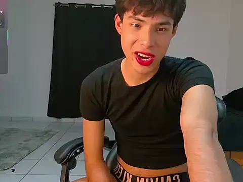 Snapshot of Jacotnk chatting on 11/06/25, 03:18 Jacotnk online show from 11/06/25, 03:18