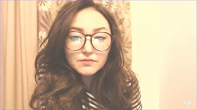 Snapshot of hrnyteacher chatting on 01/07/25, 08:10 hrnyteacher online show from 01/07/25, 08:10