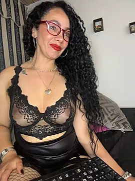 Snapshot of JULYSEX1 chatting on 04/26/26, 03:10 JULYSEX1 online show from 04/26/26, 03:10
