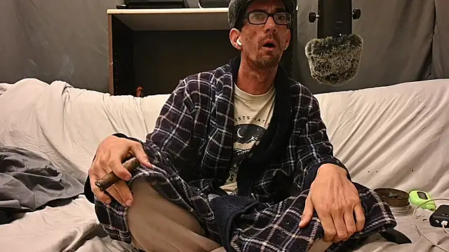 joeiandola online show from 10/14/25, 02:29