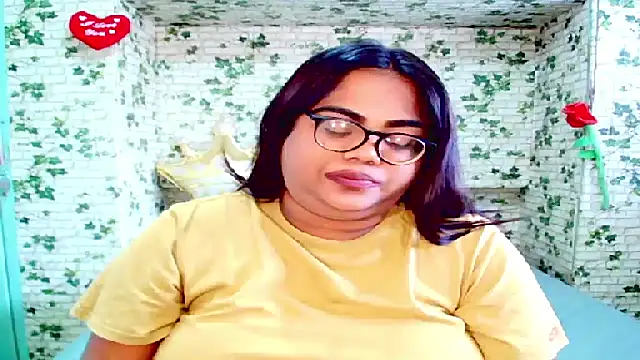 Snapshot of Indian_Lola00 chatting on 09/14/25, 08:13 Indian Lola00 online show from 09/14/25, 08:13