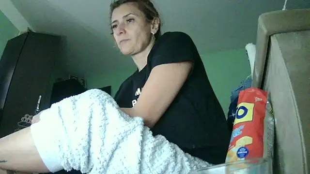 Snapshot of SexyGioconda chatting on 11/02/25, 03:47 SexyGioconda online show from 11/02/25, 03:47