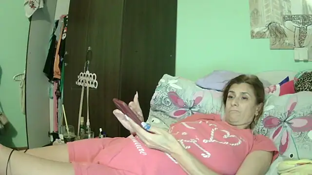 Snapshot of SexyGioconda chatting on 11/19/25, 10:54 SexyGioconda online show from 11/19/25, 10:54