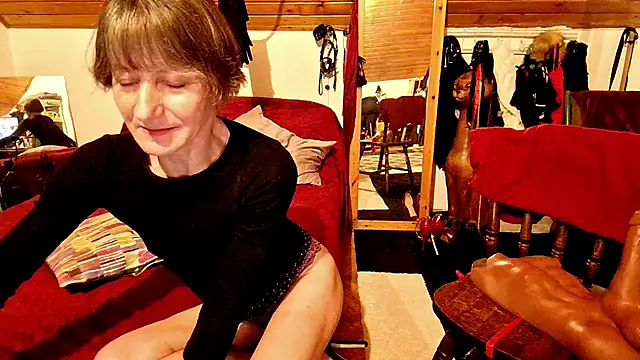 Snapshot of Hot_Colettte chatting on 03/16/26, 09:19 Hot Colettte online show from 03/16/26, 09:19