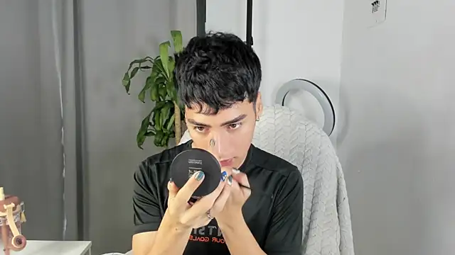 sebas rose online show from 12/04/25, 01:42