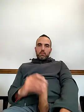 leon3875 online show from 01/17/25, 03:32