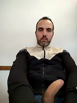 leon3875 online show from 10/23/25, 03:33