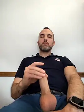 leon3875 online show from 11/27/25, 03:25