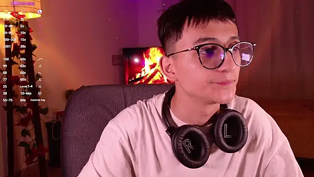 Mr evan1 online show from 12/14/24, 03:15