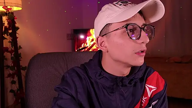 Mr evan1 online show from 12/15/24, 01:32