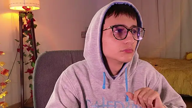 Mr evan1 online show from 12/19/24, 03:19