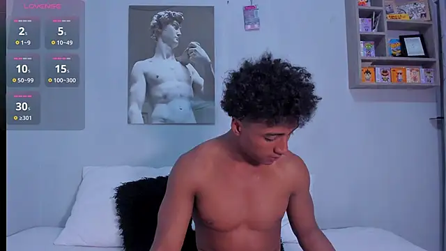 Snapshot of MagnusKing_ chatting on 11/13/25, 12:42 MagnusKing online show from 11/13/25, 12:42