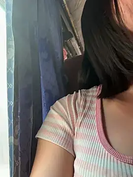 Snapshot of May-Squirt chatting on 01/21/25, 07:58 May-Squirt online show from 01/21/25, 07:58