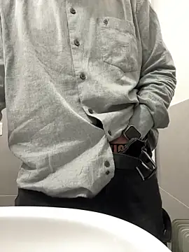 Giulio35 Pika online show from 12/18/24, 09:25