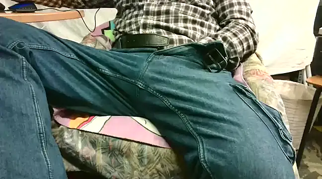 Giulio35 Pika online show from 12/22/24, 01:55