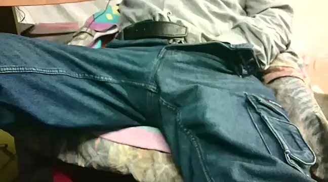 Giulio35 Pika online show from 12/25/24, 04:22