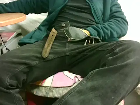 Giulio35 Pika online show from 11/29/25, 04:32