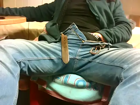 Giulio35 Pika online show from 03/21/26, 06:18