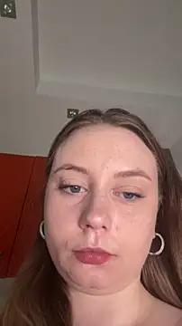 chloetarducci online show from 05/24/26, 06:02