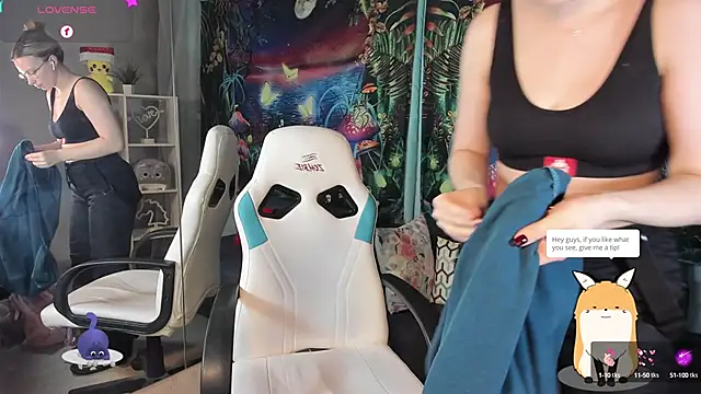 TiffanyBatson online show from 02/12/25, 02:32