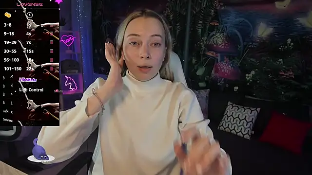 TiffanyBatson online show from 03/11/25, 06:32