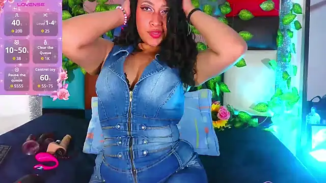 Snapshot of gisele_merchann chatting on 06/20/26, 03:20 gisele merchann online show from 06/20/26, 03:20
