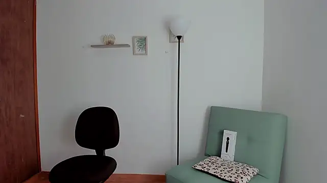 Lilabril online show from 01/14/25, 02:43