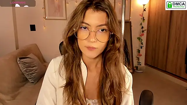 Lilabril online show from 12/05/25, 02:36