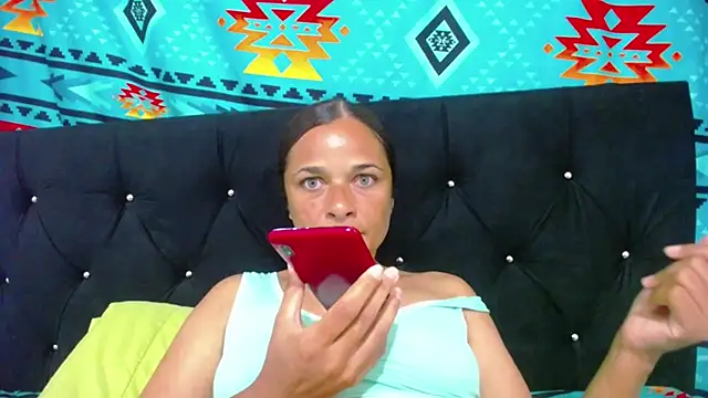 GiveLove1 online show from 02/23/25, 04:50